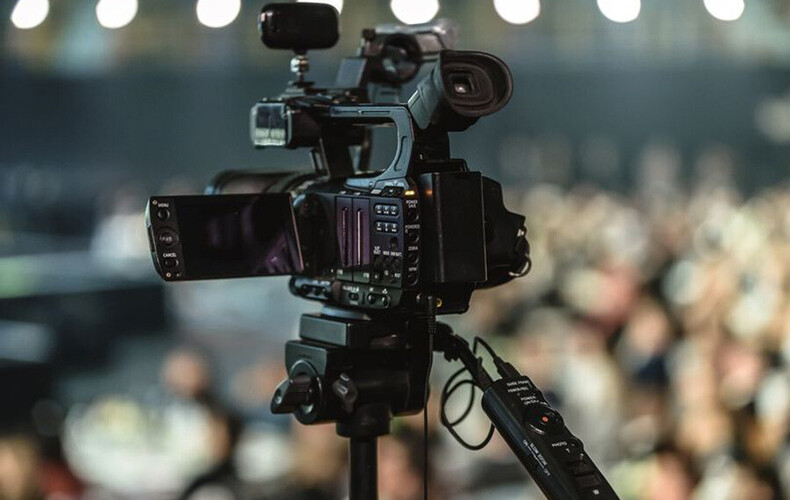 En lien avec CONNEXION RADISSON